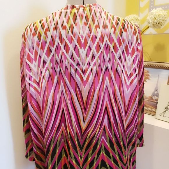 Black Rainn Open Drape Front Blouce - Picture 2 of 5